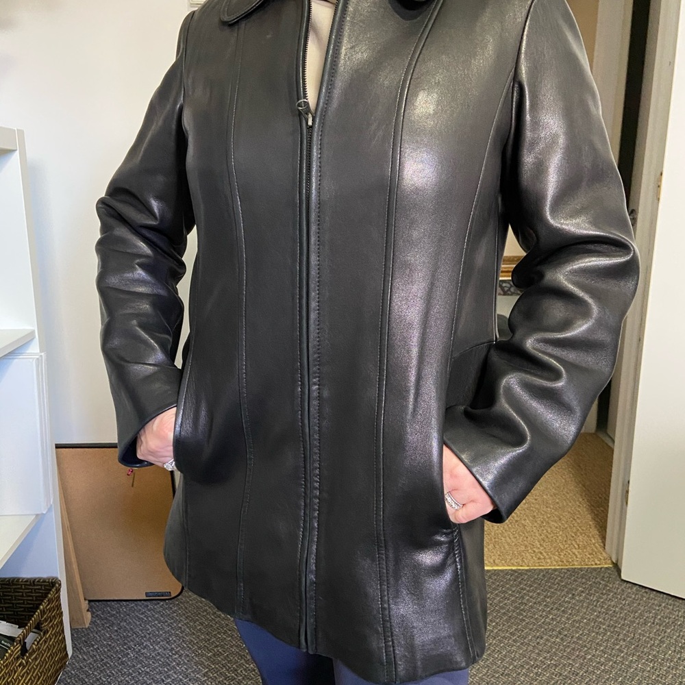 Leather jacket - Picture 5 of 6